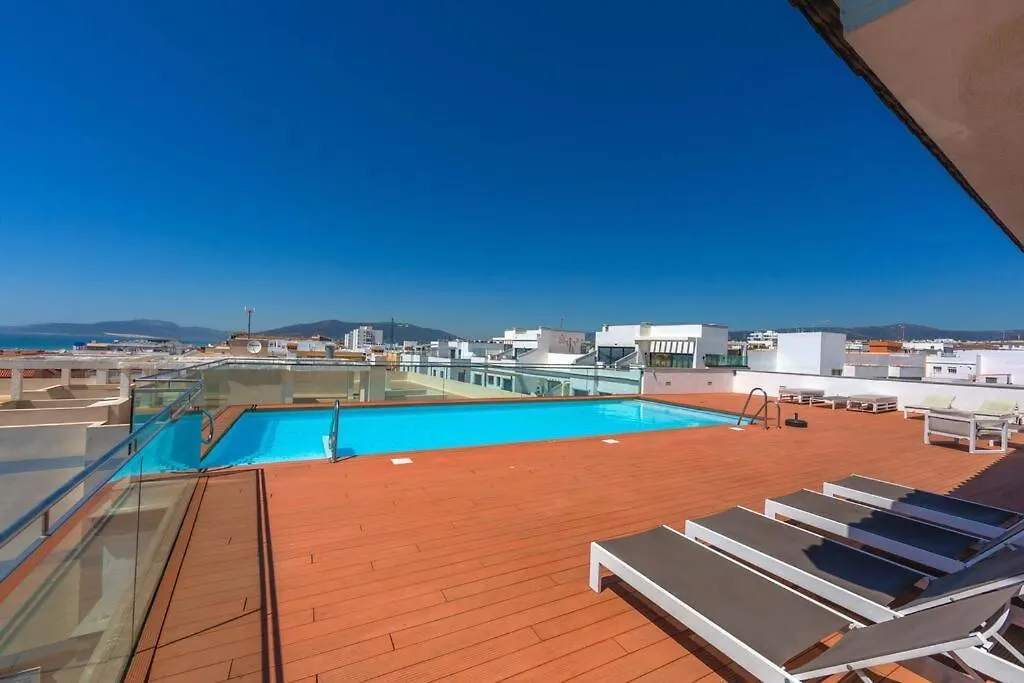 Centric Modern Top Floor Apartment With Terrace, Sea View And Parking Top Quality Beds 塔里法 西班牙